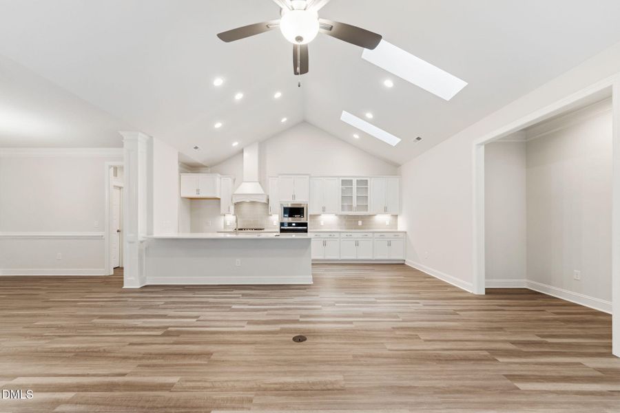 8-web-or-mls-DSC00362 8-web-or-mls-DSC00362