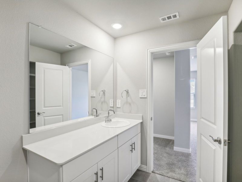 Furnished interior view inside a new home in Lakehaven - Premier Series, Farmersville (Image 12).