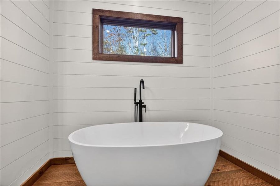 Close-up of interior finishes inside a home in , Ellijay (Image 18).