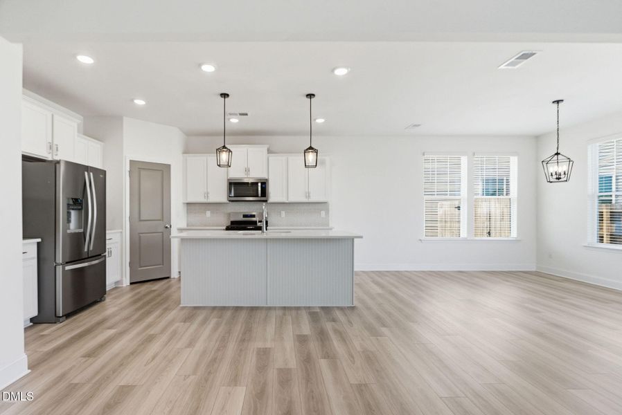 202 Burford Way-19