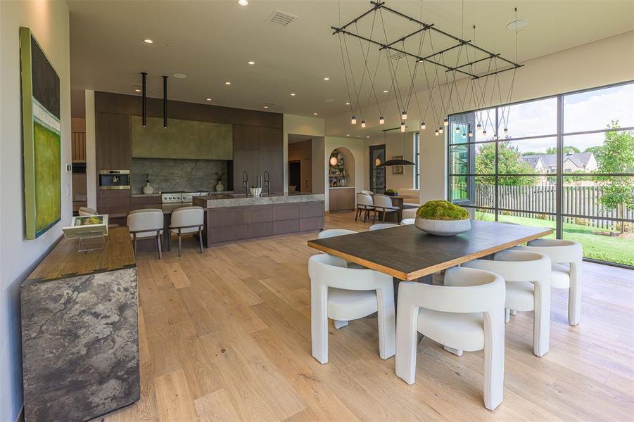 Furnished interior view inside a new home in , Southlake (Image 18).