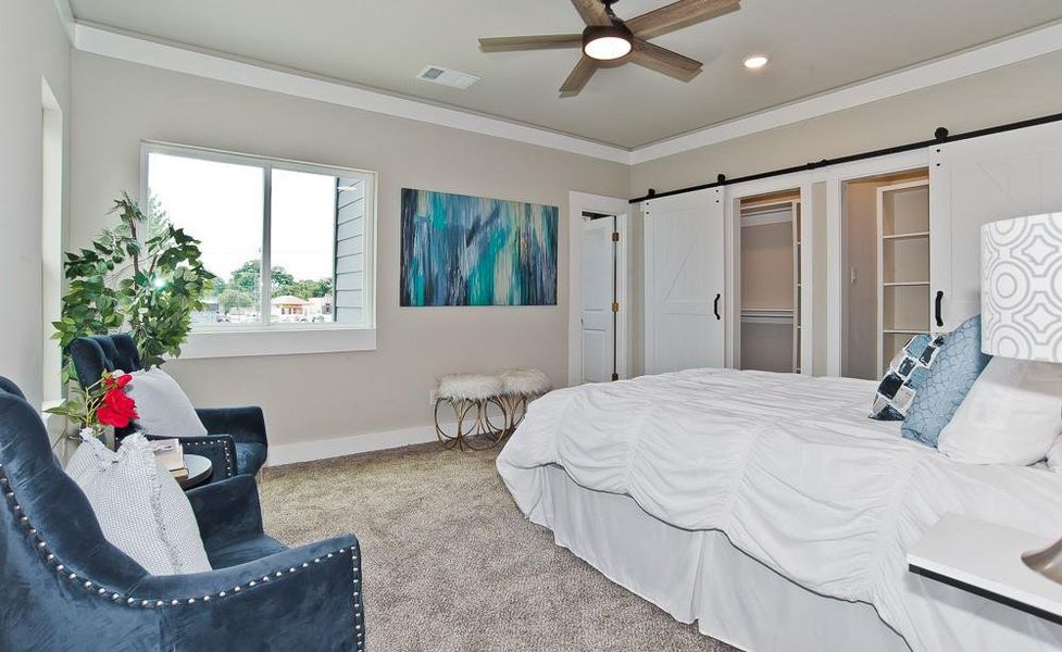 Furnished interior view inside a new home in , Dallas (Image 21). Furnished interior view inside a new home in , Dallas (Image 21).