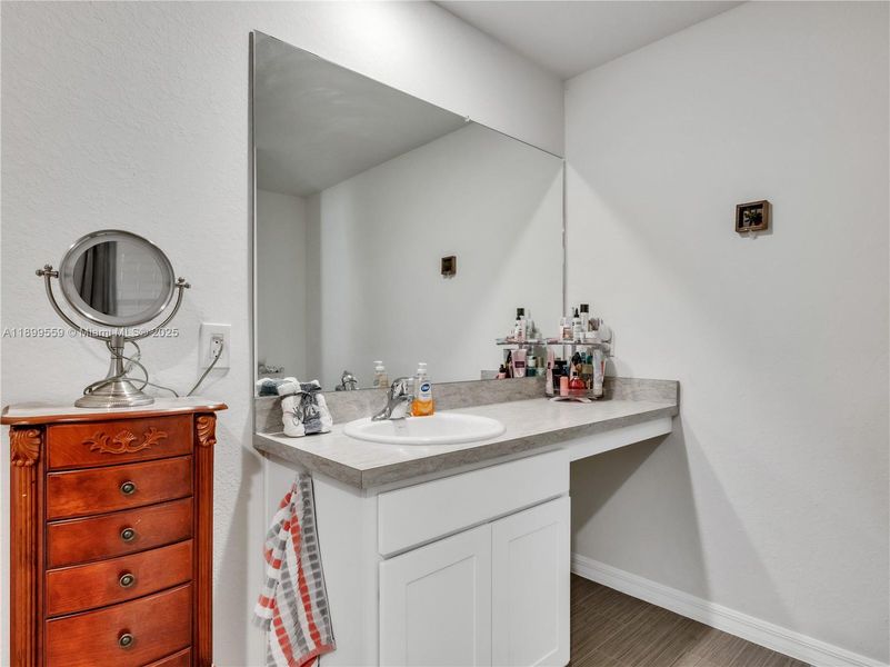 Furnished interior view inside a new home in , Cape Coral (Image 5). Furnished interior view inside a new home in , Cape Coral (Image 5).