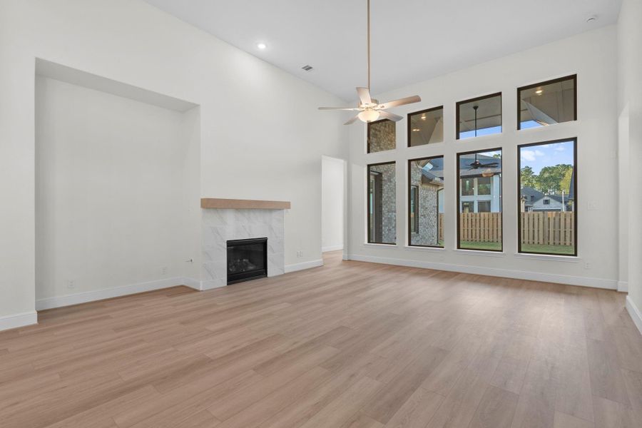 Spacious, unfurnished interior of a new home in Colton, Montgomery (Image 23).