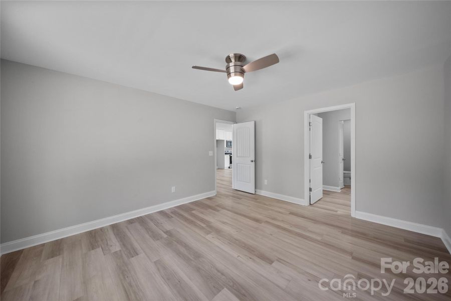 Spacious, unfurnished interior of a new home in , Kannapolis (Image 12).
