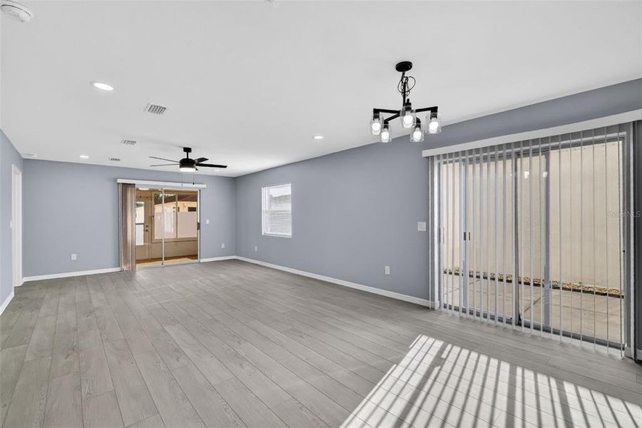 Spacious, unfurnished interior of a new home in , The Villages (Image 18).