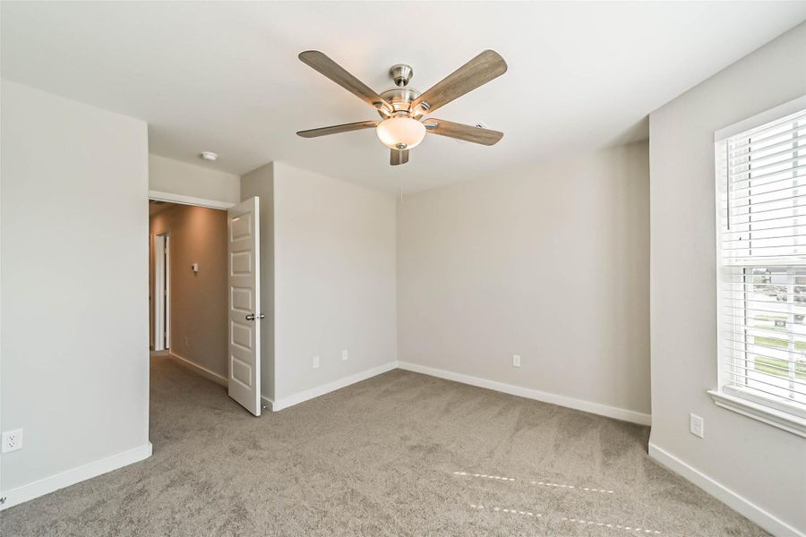 Photos are sample images from a previously built home with the same floor plan. Finishes and fixtures in the current home have been upgraded and may vary. Photos are sample images from a previously built home with the same floor plan. Finishes and fixtures in the current home have been upgraded and may vary.