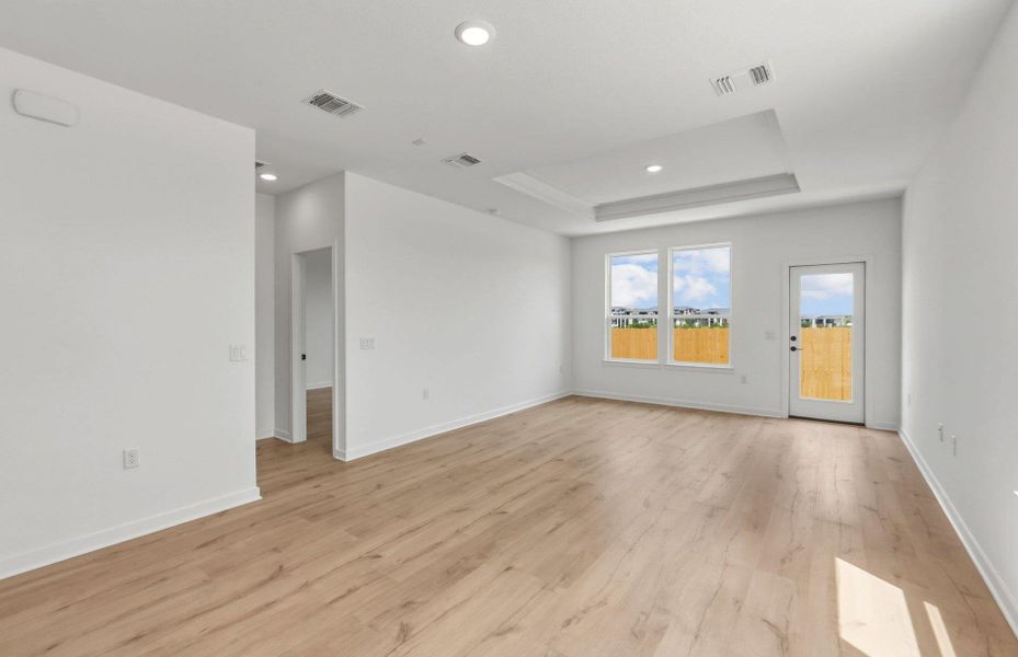Spacious, unfurnished interior of a new home in Cameron Place, Manor (Image 16).