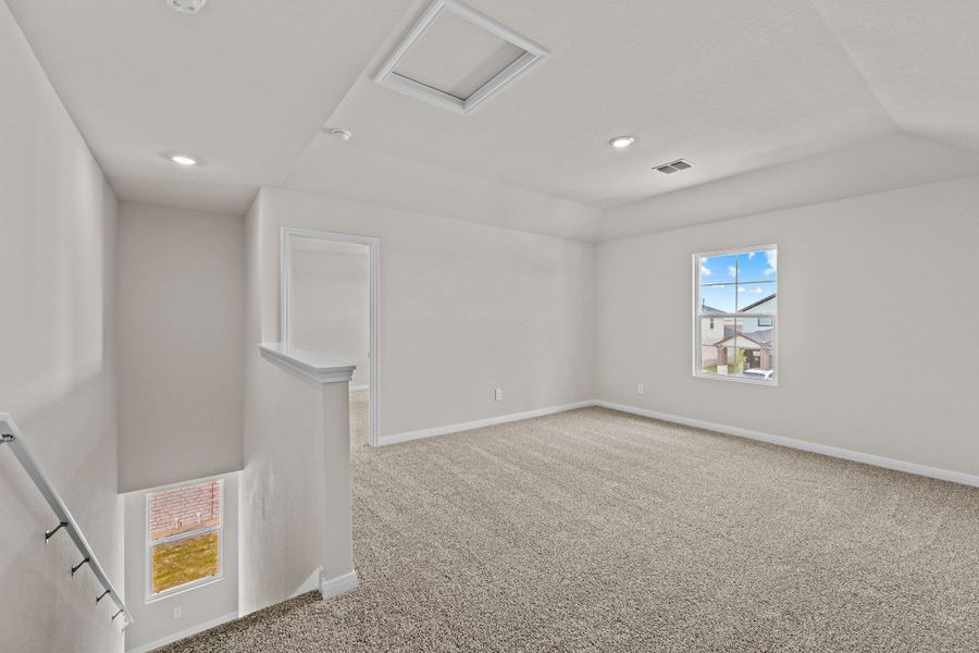 Spacious, unfurnished interior of a new home in Whisper South, San Marcos (Image 20). Spacious, unfurnished interior of a new home in Whisper South, San Marcos (Image 20).