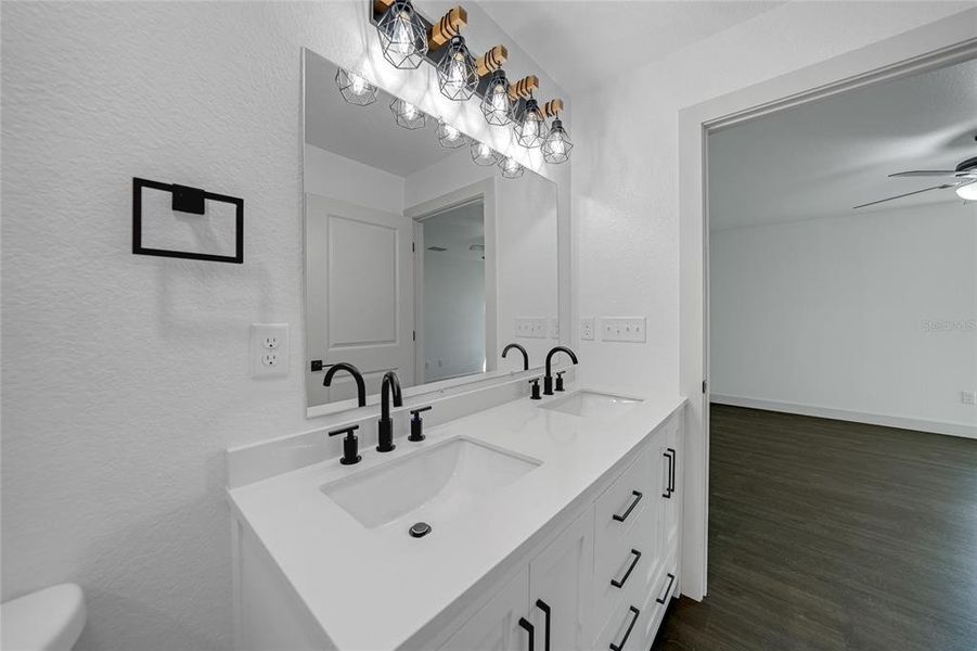 Furnished interior view inside a new home in , Arcadia (Image 6).