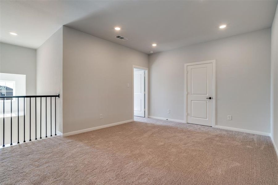 Spacious, unfurnished interior of a new home in West Crossing, Anna (Image 22). Spacious, unfurnished interior of a new home in West Crossing, Anna (Image 22).