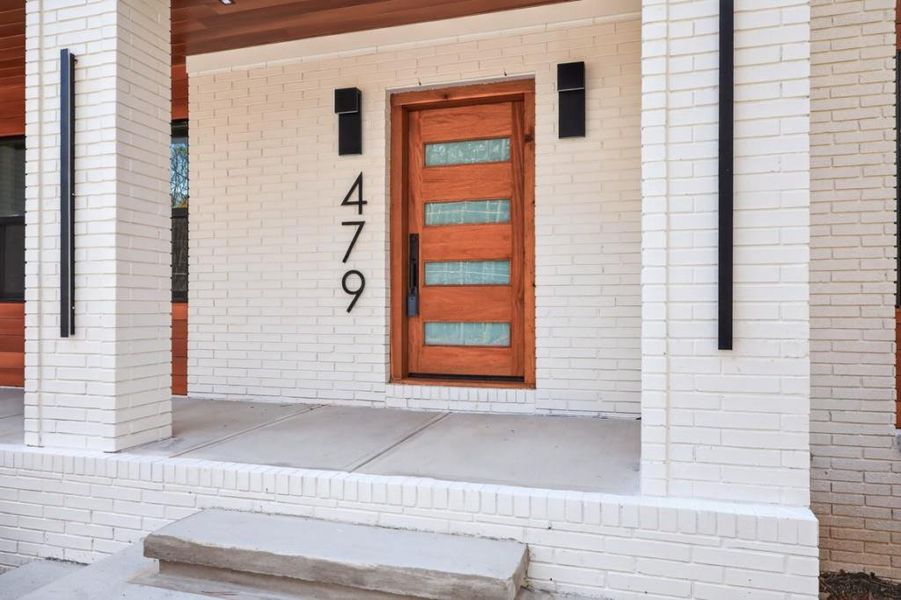 Exterior details and patio area of a home in , Norcross (Image 3).