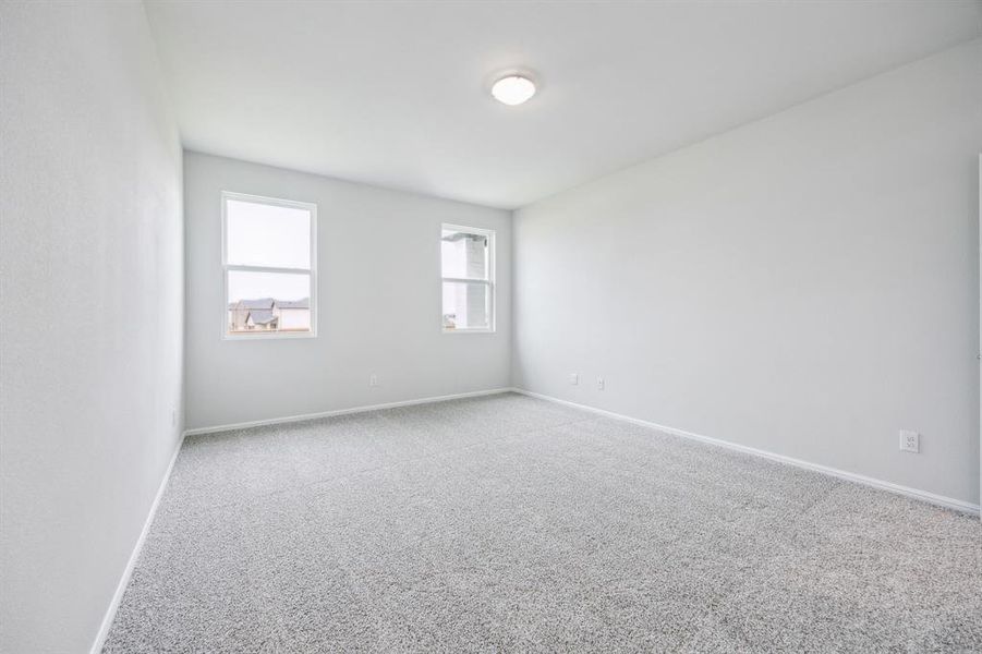 Spacious, unfurnished interior of a new home in Bellagio, Forney (Image 11).