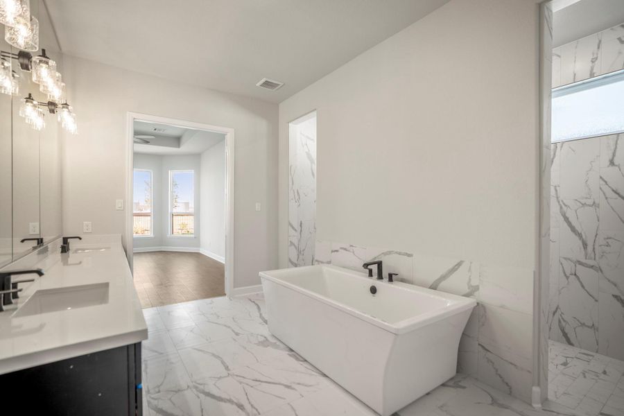 Furnished interior view inside a new home in Jordan Ranch 70' Lots, Fulshear (Image 5).