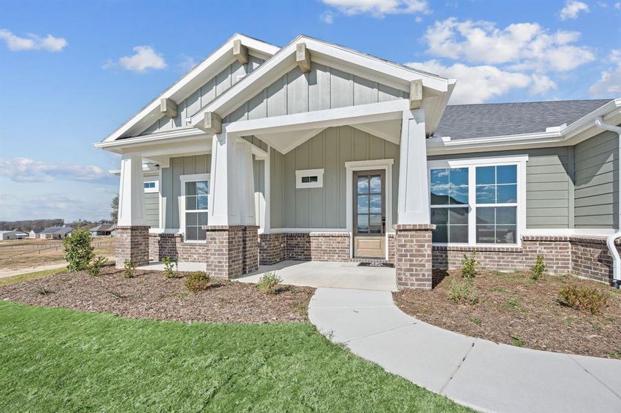 Exterior details and patio area of a home in Rocky Top Ranch, Reno (Image 28).