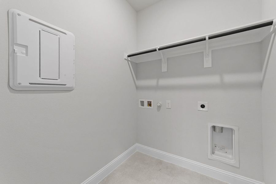 Image 22 of a home in Symmetry 37s.