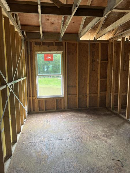 Spacious, unfurnished interior of a new home in The Landings at Montague, Goose Creek (Image 15).
