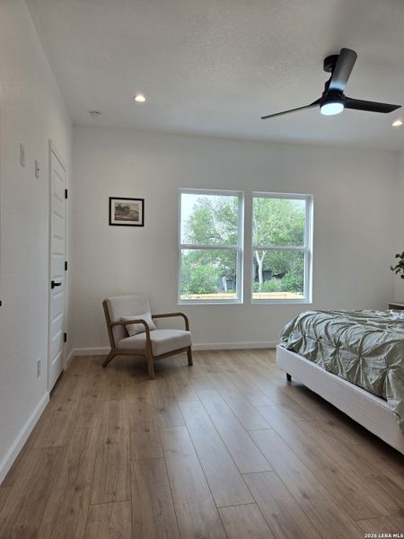 Furnished interior view inside a new home in , San Antonio (Image 31).