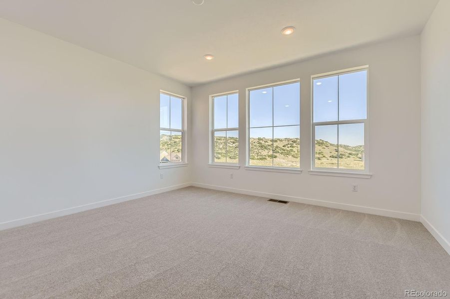 Spacious, unfurnished interior of a new home in Macanta: The Grand Collection, Castle Rock (Image 9).