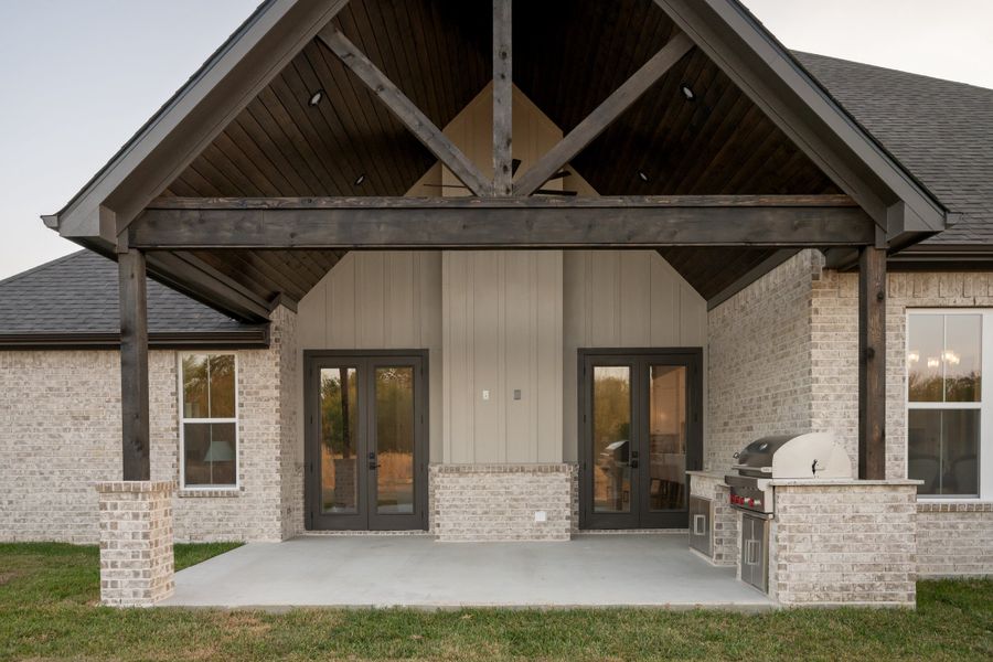 Representative exterior details of a home built from the The Sophie by Reece Homes in Traditions, Bryan (Image 40).