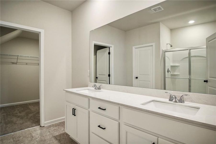 Furnished interior view inside a new home in , Auburn (Image 4).