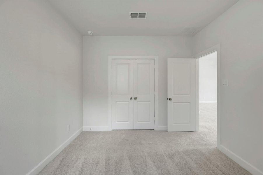 Spacious, unfurnished interior of a new home in Sienna - Landmark Row Collection, Missouri City (Image 13). Spacious, unfurnished interior of a new home in Sienna - Landmark Row Collection, Missouri City (Image 13).