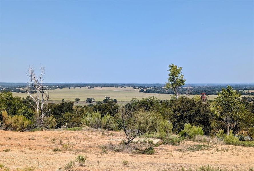 Natural landscape and outdoor views near in Santo (Image 4). Natural landscape and outdoor views near in Santo (Image 4).