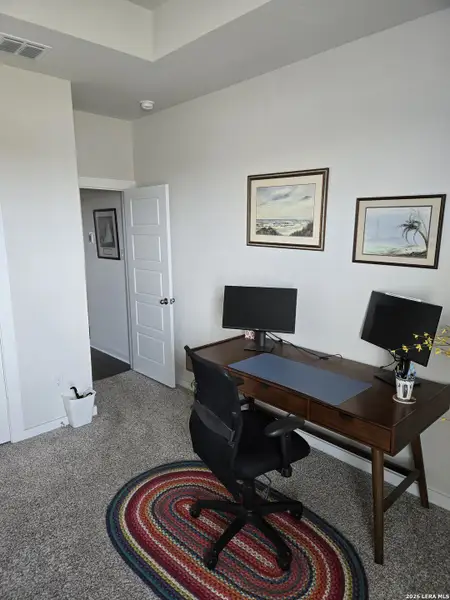 Furnished interior view inside a new home in Bonita Vista, Pleasanton (Image 7).