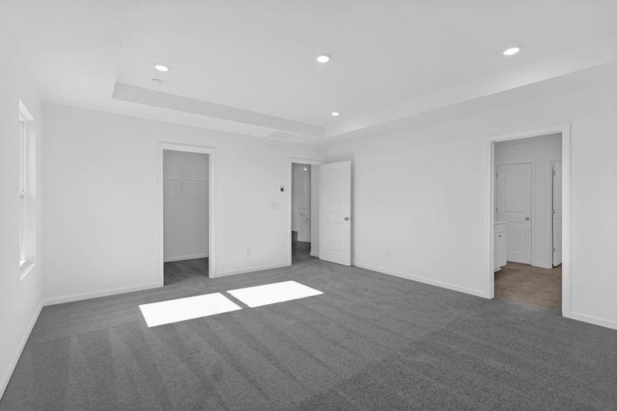 Spacious, unfurnished interior of a new home in Falls Creek, Flowery Branch (Image 26).