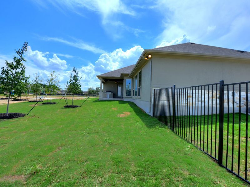 Representative exterior details of a home built from the San Simeon I by Giddens Homes in Clearwater Ranch, Liberty Hill (Image 129).