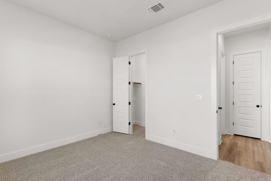 Spacious, unfurnished interior of a new home in Parkside on the River, Georgetown (Image 53). Spacious, unfurnished interior of a new home in Parkside on the River, Georgetown (Image 53).