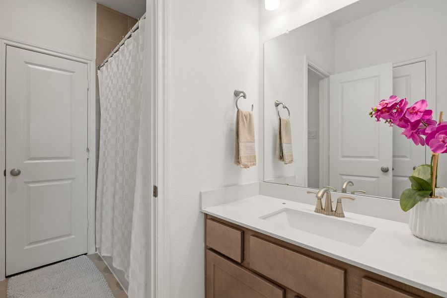 Furnished interior view inside a new home in Pomona, Manvel (Image 18).