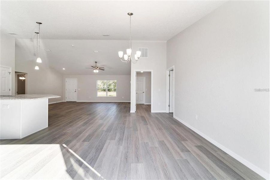 Spacious, unfurnished interior of a new home in , Dunnellon (Image 29).