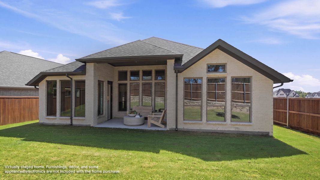 Exterior details and patio area of a home in Eliana, McKinney (Image 3).