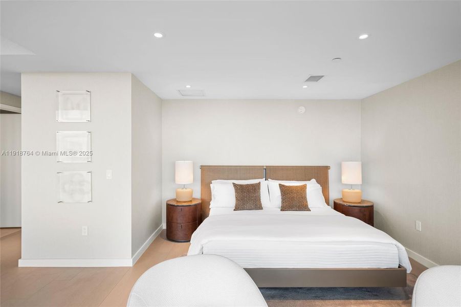 Furnished interior view inside a new home in Five Park, Miami Beach (Image 47). Furnished interior view inside a new home in Five Park, Miami Beach (Image 47).