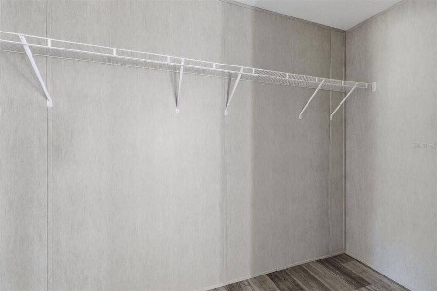 Spacious, unfurnished interior of a new home in , Spring Hill (Image 8).