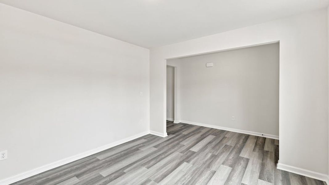 Spacious, unfurnished interior of a new home in Lakestone, Woodruff (Image 19). Spacious, unfurnished interior of a new home in Lakestone, Woodruff (Image 19).