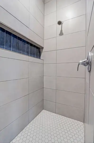 Close-up of interior finishes inside a home in Paseo del Este, El Paso (Image 20). Close-up of interior finishes inside a home in Paseo del Este, El Paso (Image 20).