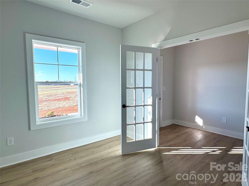 Spacious, unfurnished interior of a new home in , Mocksville (Image 10).