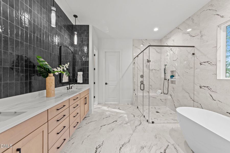 31-web-or-mls-VB4A0182 31-web-or-mls-VB4A0182