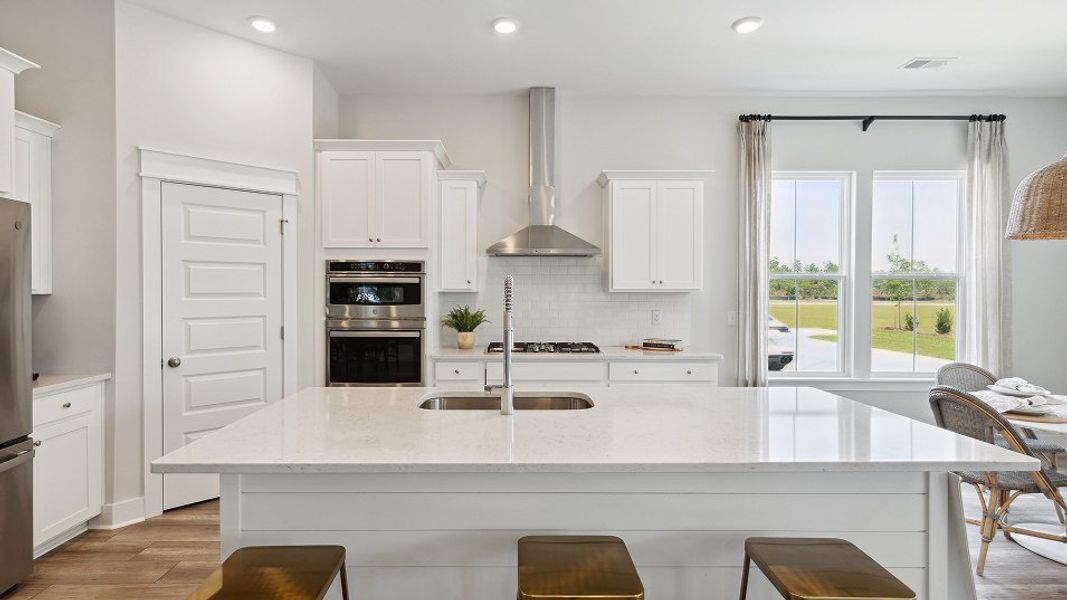 2202 Montgomery Kitchen 1of4 F1