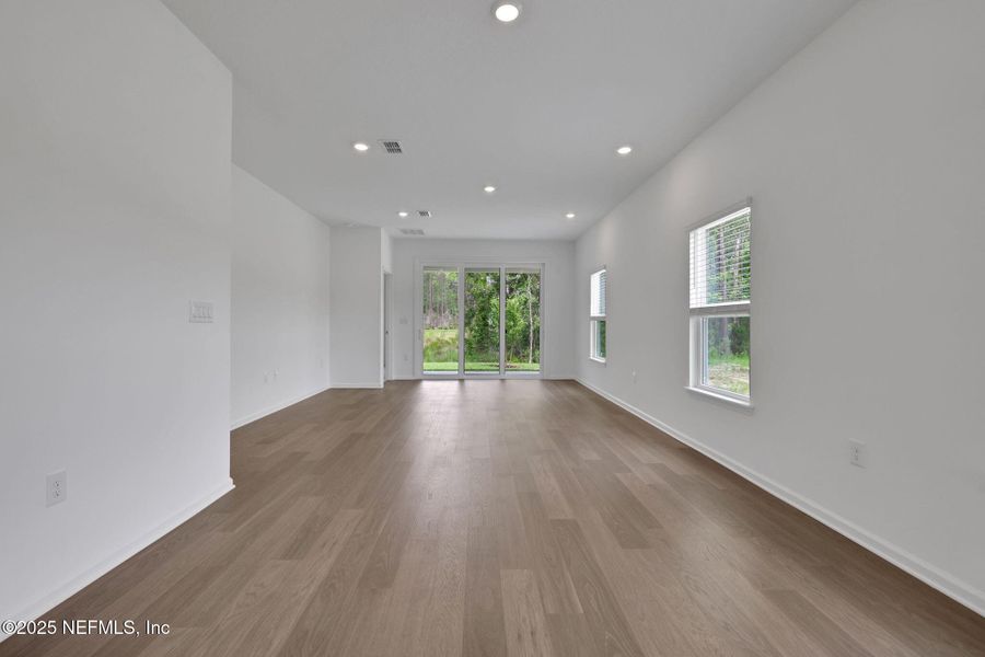 Spacious, unfurnished interior of a new home in TrailMark, St. Augustine (Image 28). Spacious, unfurnished interior of a new home in TrailMark, St. Augustine (Image 28).
