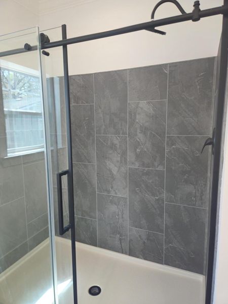 Close-up of interior finishes inside a home in , North Charleston (Image 7).