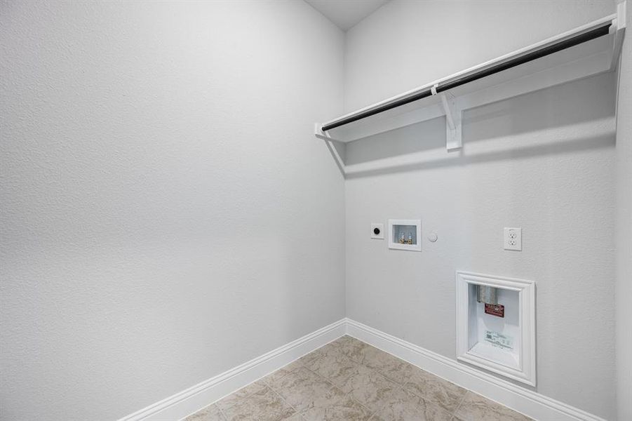 1112 Wheatgrass Mews ~ Ready Now! 1112 Wheatgrass Mews ~ Ready Now!