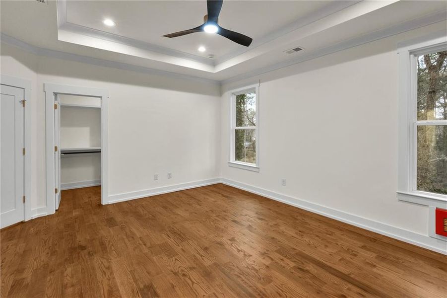 Spacious, unfurnished interior of a new home in , Atlanta (Image 37).