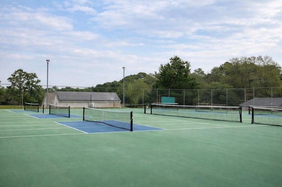 Community amenities in , Trinity (Image 30).