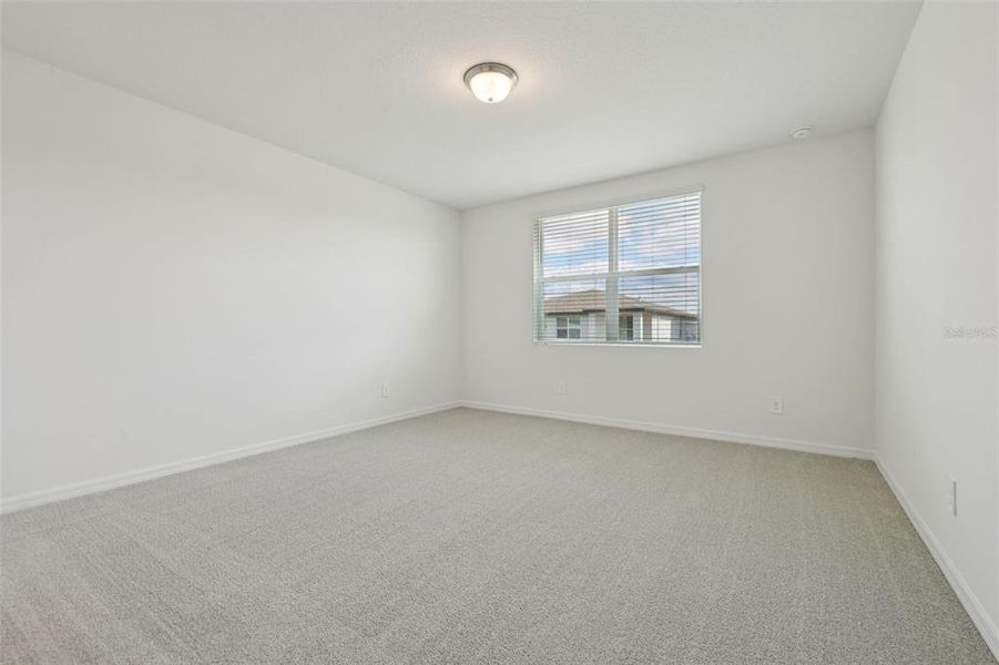 Spacious, unfurnished interior of a new home in The Reserve at Twin Lakes, St. Cloud (Image 17).