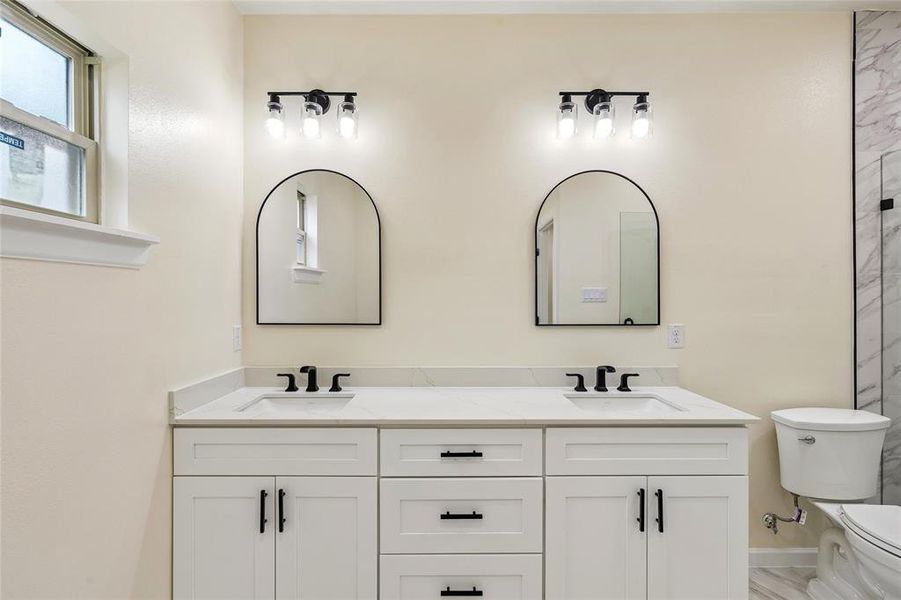 Furnished interior view inside a new home in , Fort Worth (Image 9).