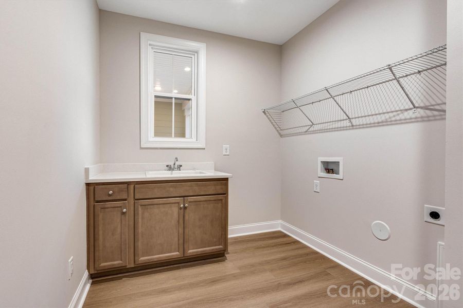 Image 40 of a home in .