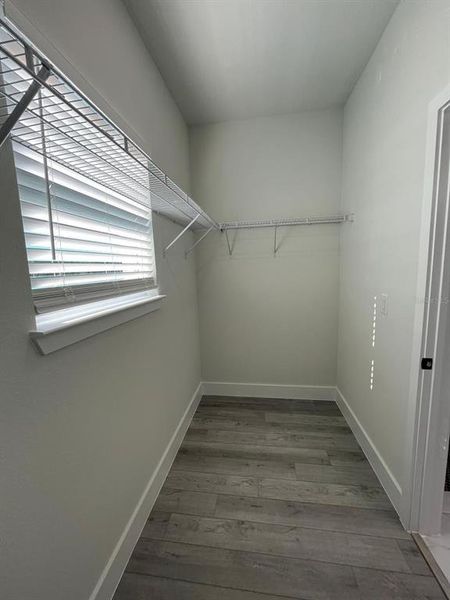 Spacious, unfurnished interior of a new home in , Citrus Springs (Image 33).